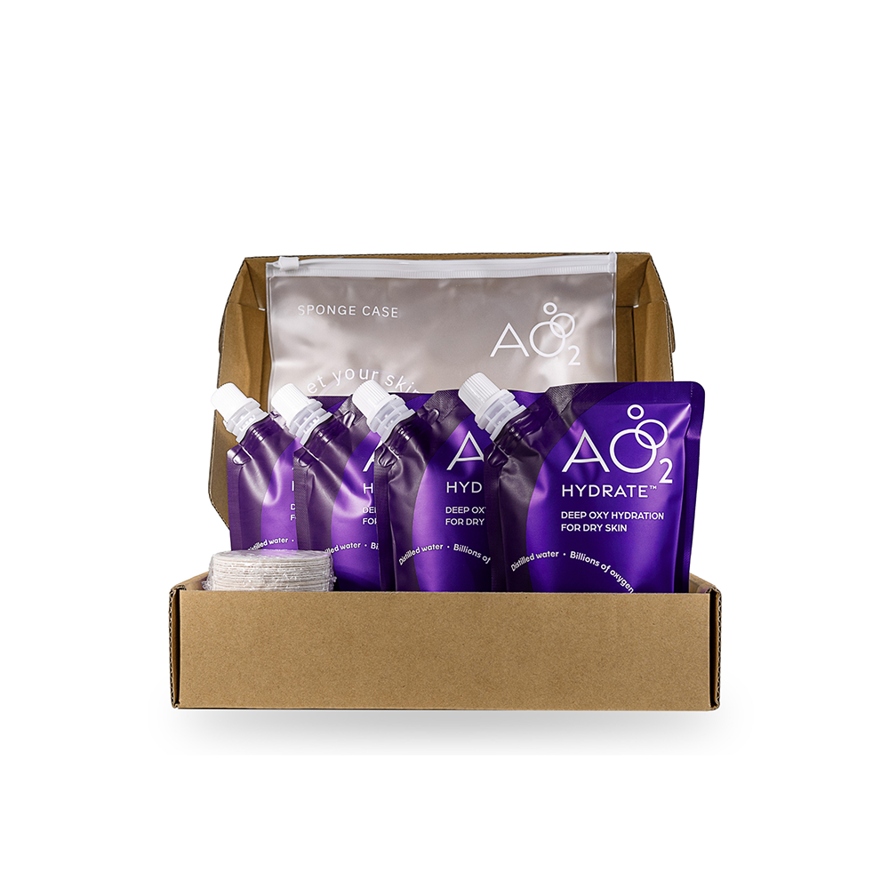 Box of four AO2 Hydrate pouches and a sponge case on a white background